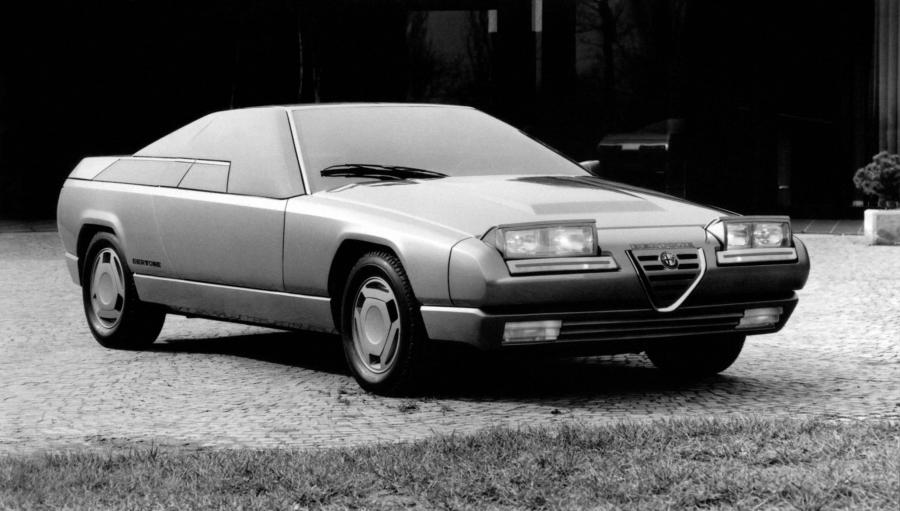  Alfa Romeo Delfino Concept 1983 года  (фото 1 из 18)